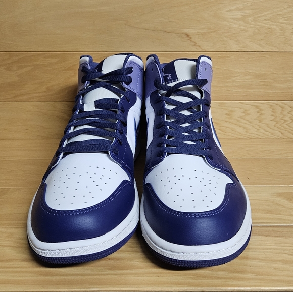 Air Jordan Retro 1 Mid Blueberry Sky Purple White Mens Shoe Sneaker DQ8426-515 - Picture 4 of 11